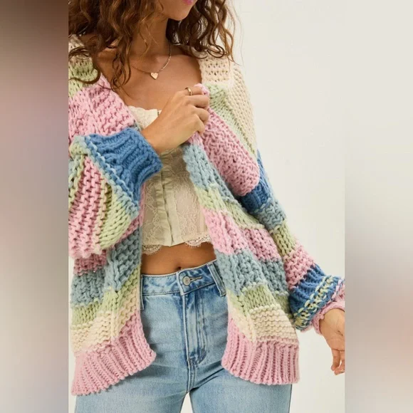 Stripped chunky oversized sweater - Picture 2 of 8